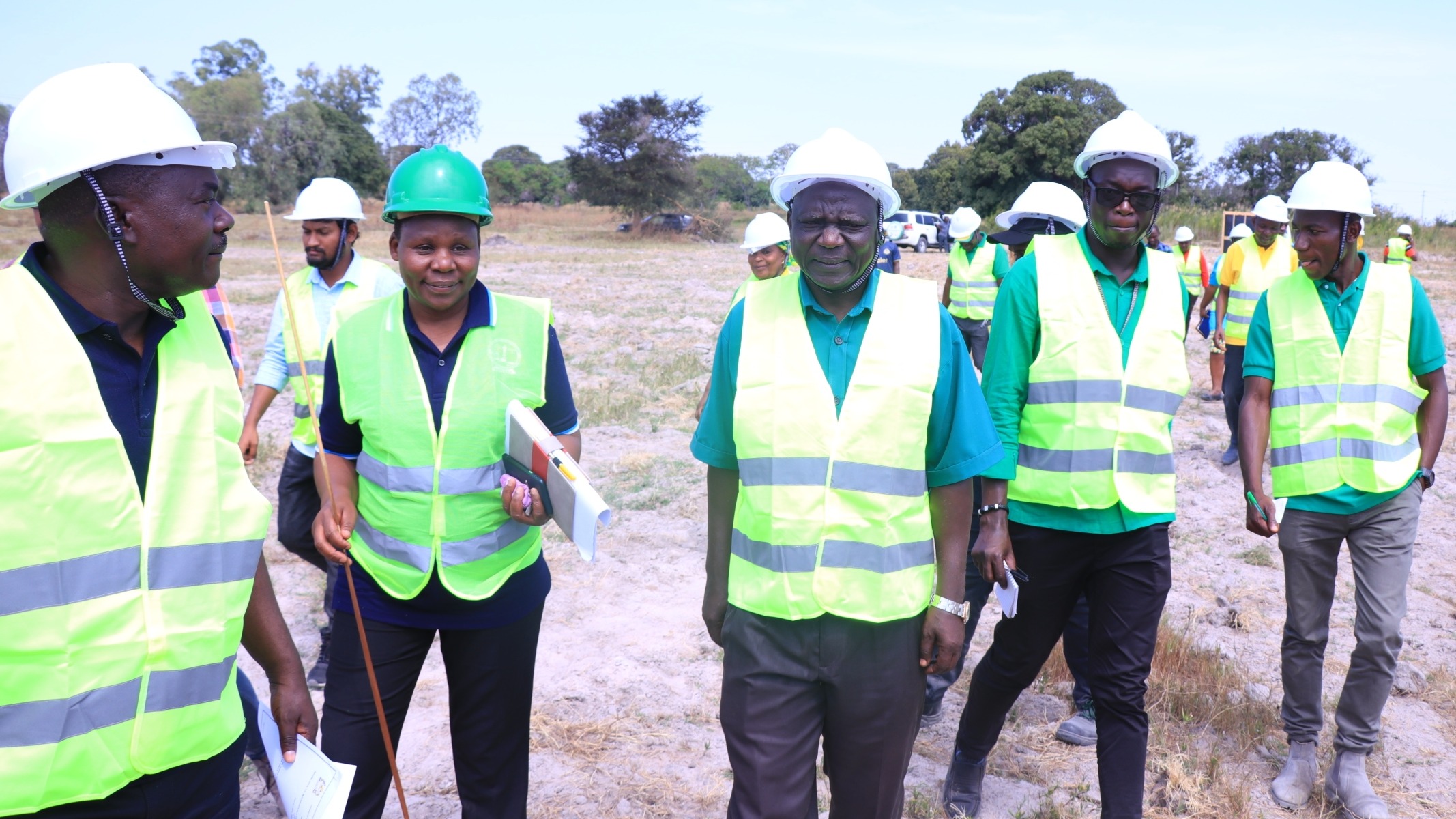 KAMATI YA SIASA YA WILAYA YA TABORA WAMEKAGUA MRADI WA MAJITAKA UNAOTEKELEZWA ENEO LA MIRAMBO BARRACKS.